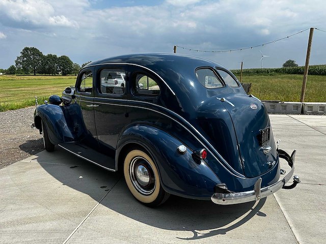 Plymouth - sedan - p6 - oldtimer - afbeelding 36 van  40