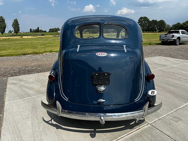 Plymouth - sedan - p6 - oldtimer - afbeelding 37 van  40
