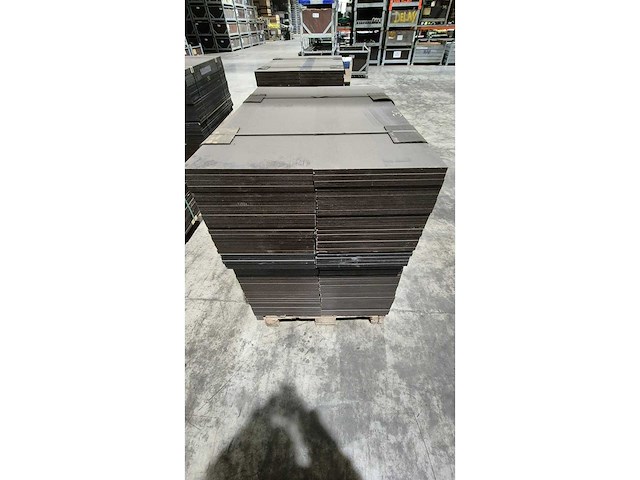 Plywood (100x) - afbeelding 1 van  3