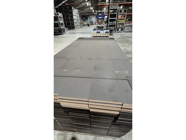 Plywood (195x) - afbeelding 2 van  4