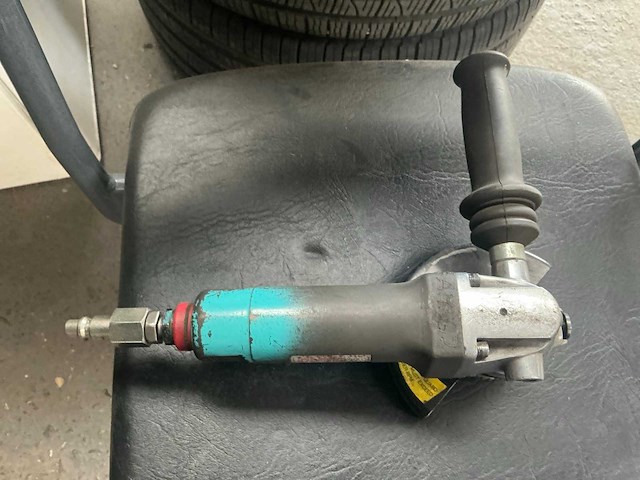 Pneumatisch gereedschap (2x) - afbeelding 3 van  6