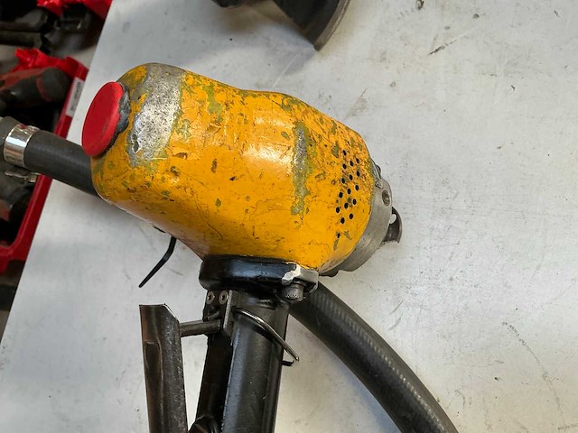 Pneumatisch gereedschap (2x) - afbeelding 5 van  5