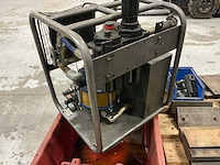 Pneumatisch hogedruk testapparaat - afbeelding 7 van  7