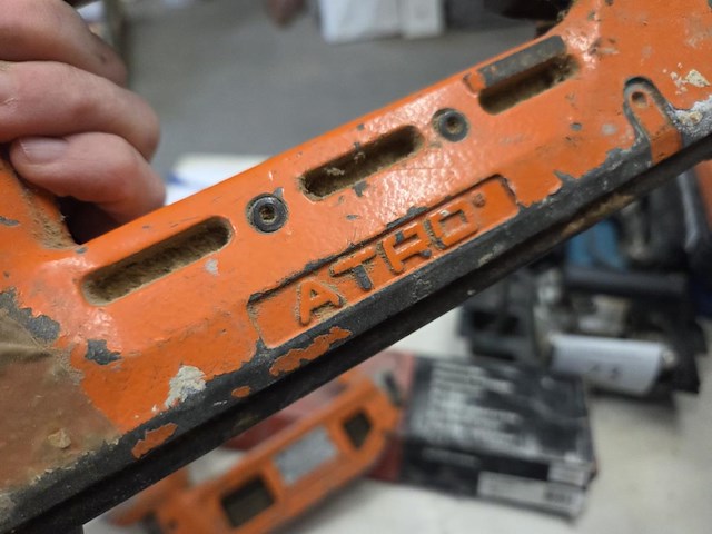 Pneumatisch nietpistool atro - afbeelding 5 van  8