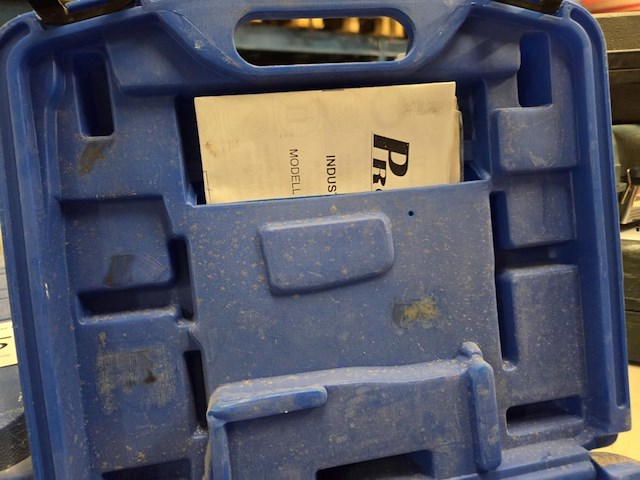 Pneumatisch nietpistool profikit - afbeelding 4 van  5