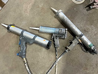 Pneumatisch spuitmachines (3x) - afbeelding 1 van  7