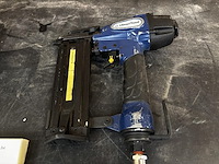Pneumatisch stripnagel pistool hewitool - afbeelding 5 van  6