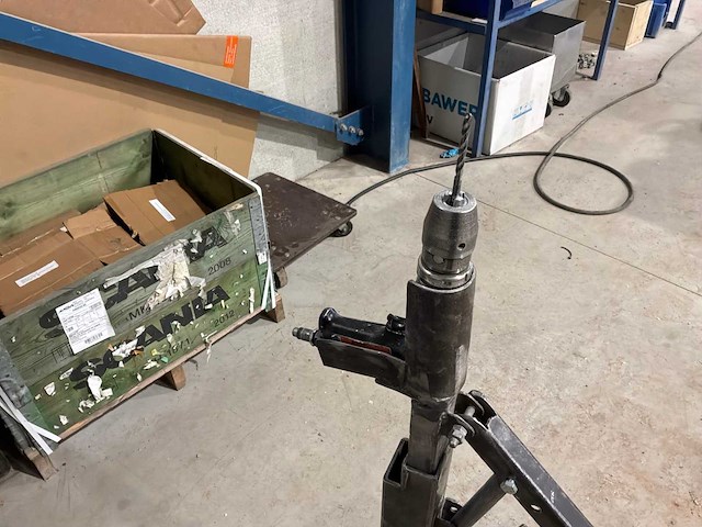 Pneumatische boormachine met statief (2x) - afbeelding 3 van  5