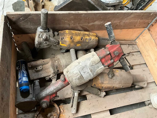 Pneumatische breekhamers (4x) - afbeelding 1 van  6