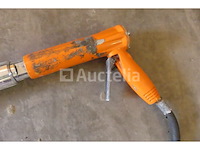 Pneumatische chipper, merk en model onleesbaar - afbeelding 1 van  7