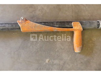 Pneumatische chipper, merk en model onleesbaar - afbeelding 1 van  4