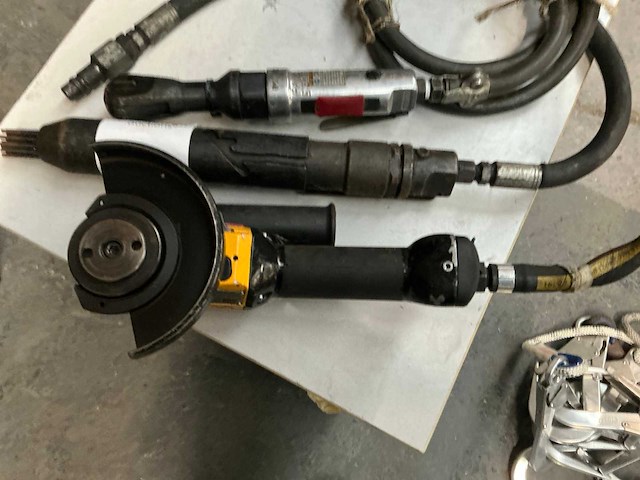 Pneumatische gereedschappen (4x) - afbeelding 4 van  7