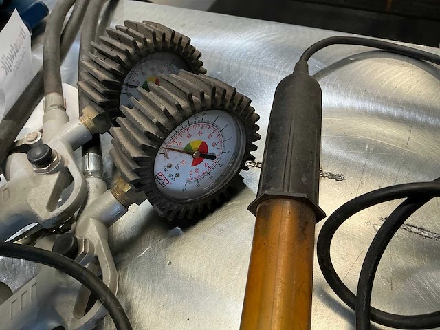 Pneumatische gereedschappen (5x) - afbeelding 2 van  2