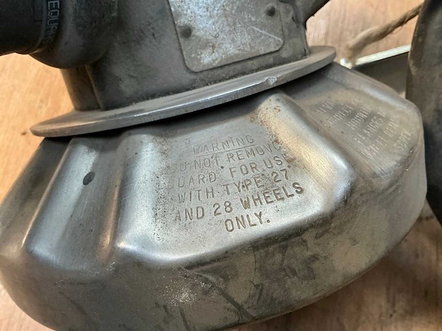 Pneumatische haakse slijpmachine - afbeelding 3 van  3