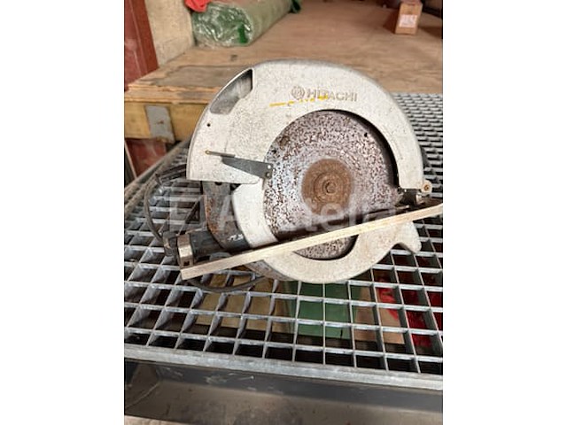 Pneumatische hamer - 1 vetpomp - 1 slijpmachine - 1 cirkelzaag - afbeelding 4 van  12