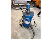 Pneumatische hamer - 1 vetpomp - 1 slijpmachine - 1 cirkelzaag - afbeelding 11 van  12