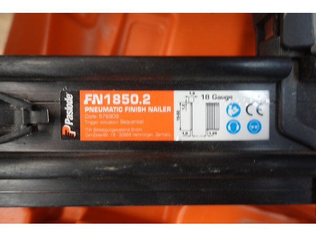 Pneumatische nagelschieter paslode - afbeelding 2 van  3