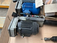 Pneumatische of elektro-pneumatische industriële boor-/tapmachineset - afbeelding 2 van  7