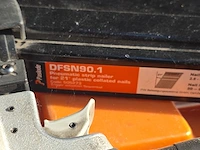 Pneumatische schiethamer paslode dsfn90.1 - afbeelding 2 van  3