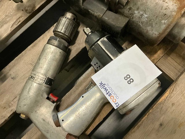 Pneumatische slagmoersleutel (2x) - afbeelding 3 van  4