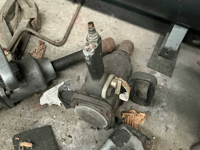 Pneumatische slagmoersleutel (3x) - afbeelding 3 van  4