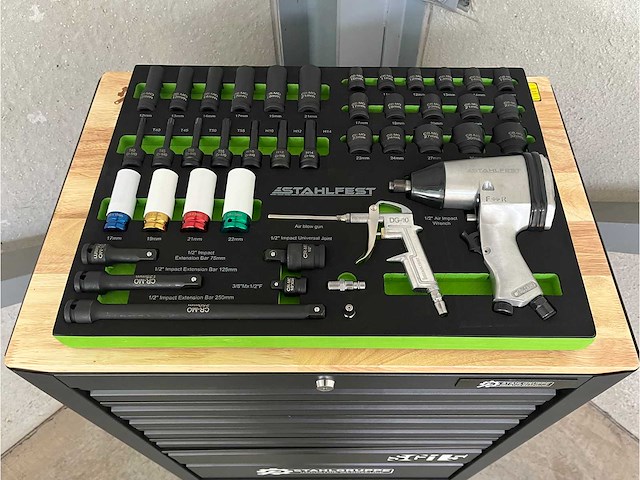 Pneumatische slagmoersleutel set - afbeelding 10 van  13