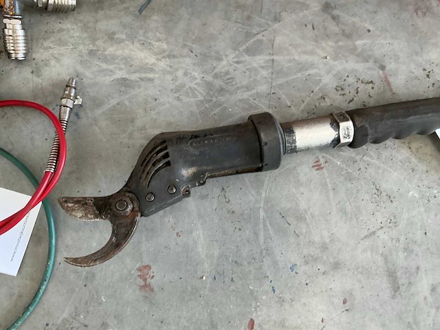 Pneumatische snoeischaar - afbeelding 2 van  3