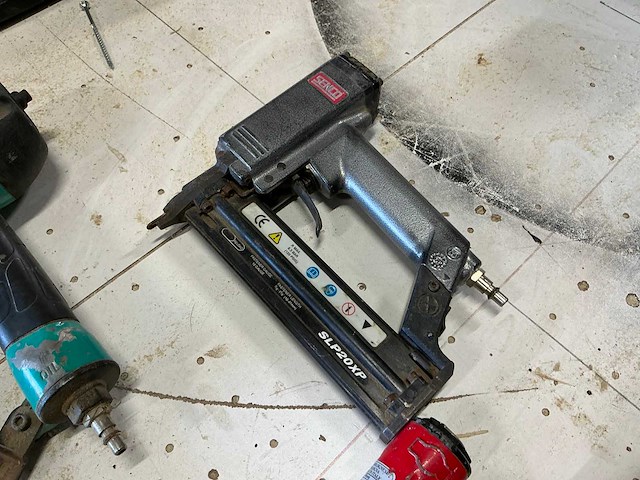 Pneumatische tacker (3x) - afbeelding 3 van  4