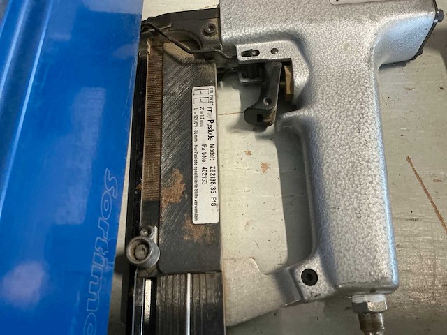 Pneumatische tacker (7x) - afbeelding 6 van  6