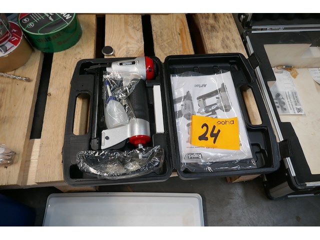 Pneumatische tacker met koffer rapid - afbeelding 1 van  3