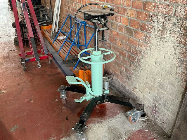 Pneumatische versnellingsbak krik 1000kg garagekrik - afbeelding 2 van  4