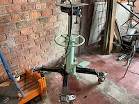Pneumatische versnellingsbak krik 1000kg garagekrik - afbeelding 1 van  3