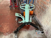 Pneumatische versnellingsbak krik 1000kg garagekrik - afbeelding 2 van  3