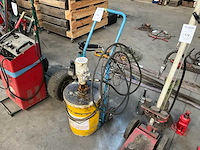 Pneumatische vetpomp - afbeelding 1 van  4