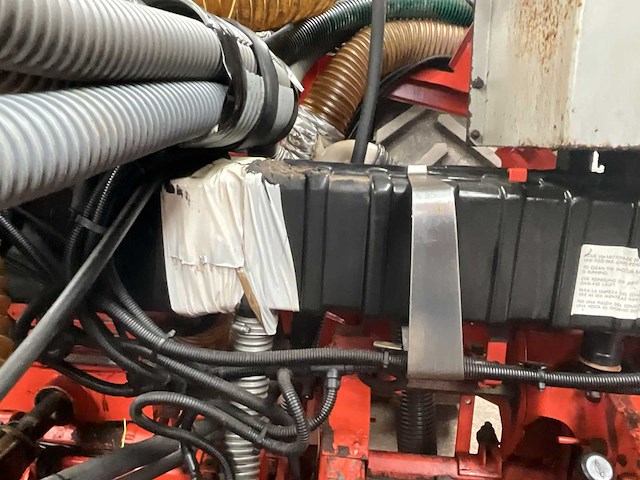 Pneumatische zaaimachine kuhn planter 2 compleet met kuhn venta - afbeelding 6 van  35