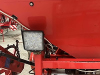 Pneumatische zaaimachine kuhn planter 2 compleet met kuhn venta - afbeelding 16 van  35