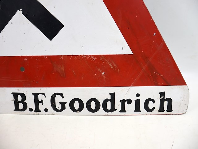 Pneus goodrich verkeersbord - afbeelding 4 van  6