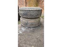 Pneus poids lourd (2x) - afbeelding 1 van  4