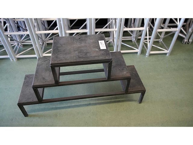 Podia stair - afbeelding 1 van  1