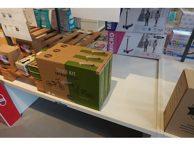 Podium – open aan beide zijden | wit - afbeelding 1 van  1