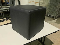 Poef-hocker (18x) - afbeelding 2 van  3