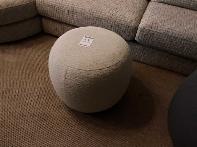 Poef - afbeelding 2 van  3