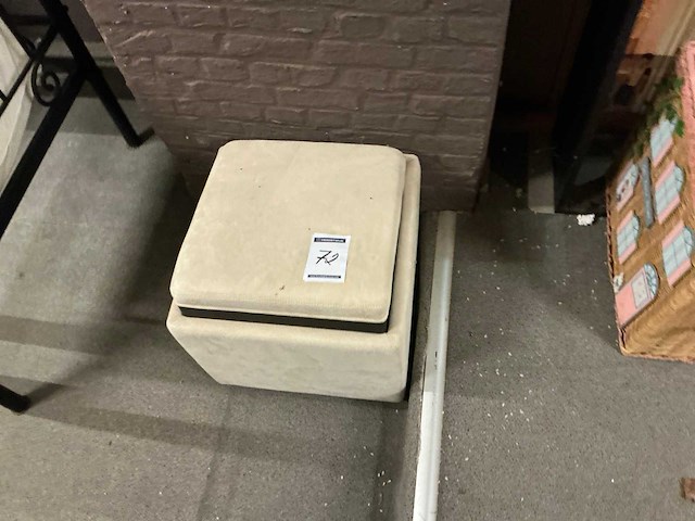 Poef - afbeelding 3 van  3