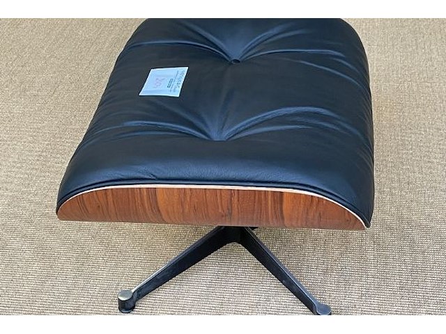 Poef - afbeelding 3 van  4