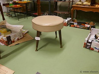 Poef - afbeelding 2 van  2