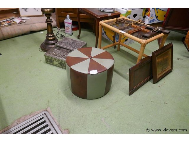 Poef - afbeelding 1 van  1