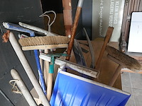 Poets en tuinmateriaal - afbeelding 3 van  4