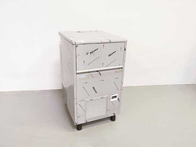 Polar - ua028-03 - ijsblokjesmachine - afbeelding 1 van  2