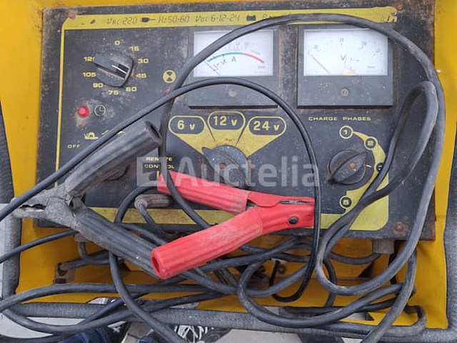 Polar 450 acculader - afbeelding 1 van  4