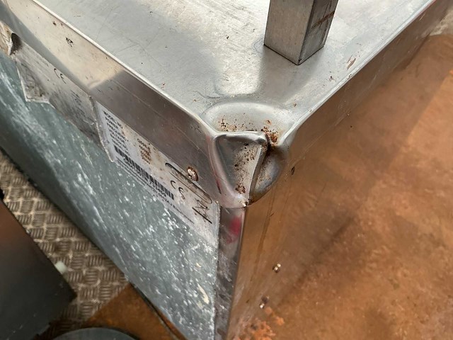 Polar g598-e 4 deuren koelwerkbank - afbeelding 5 van  6